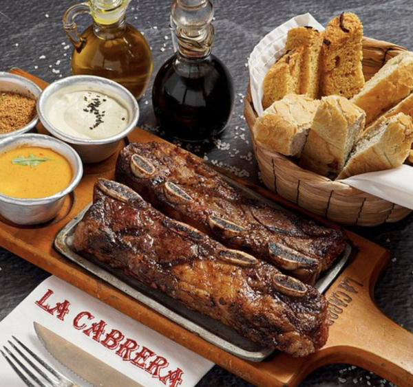 Menú, estilo gastronómico y eventos en La Cabrera